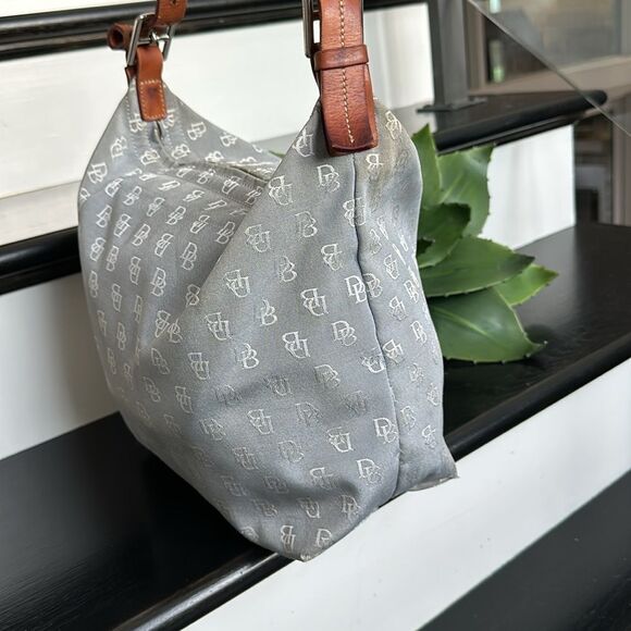 Dooney & Bourke genuine leather signature canvas shoulder handbag purse neutral - Picture 2 of 15